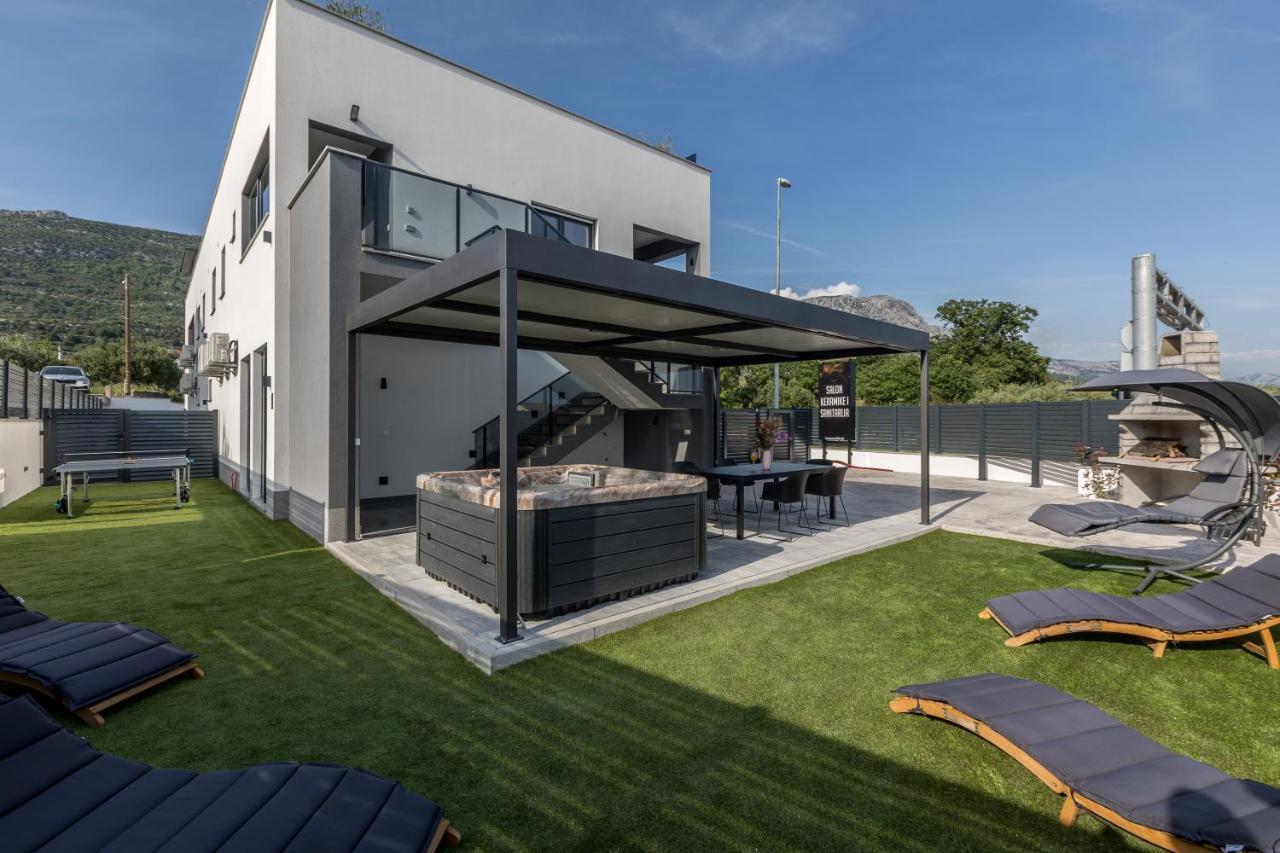 Luxury Apartments Katarina Каштела Екстер'єр фото