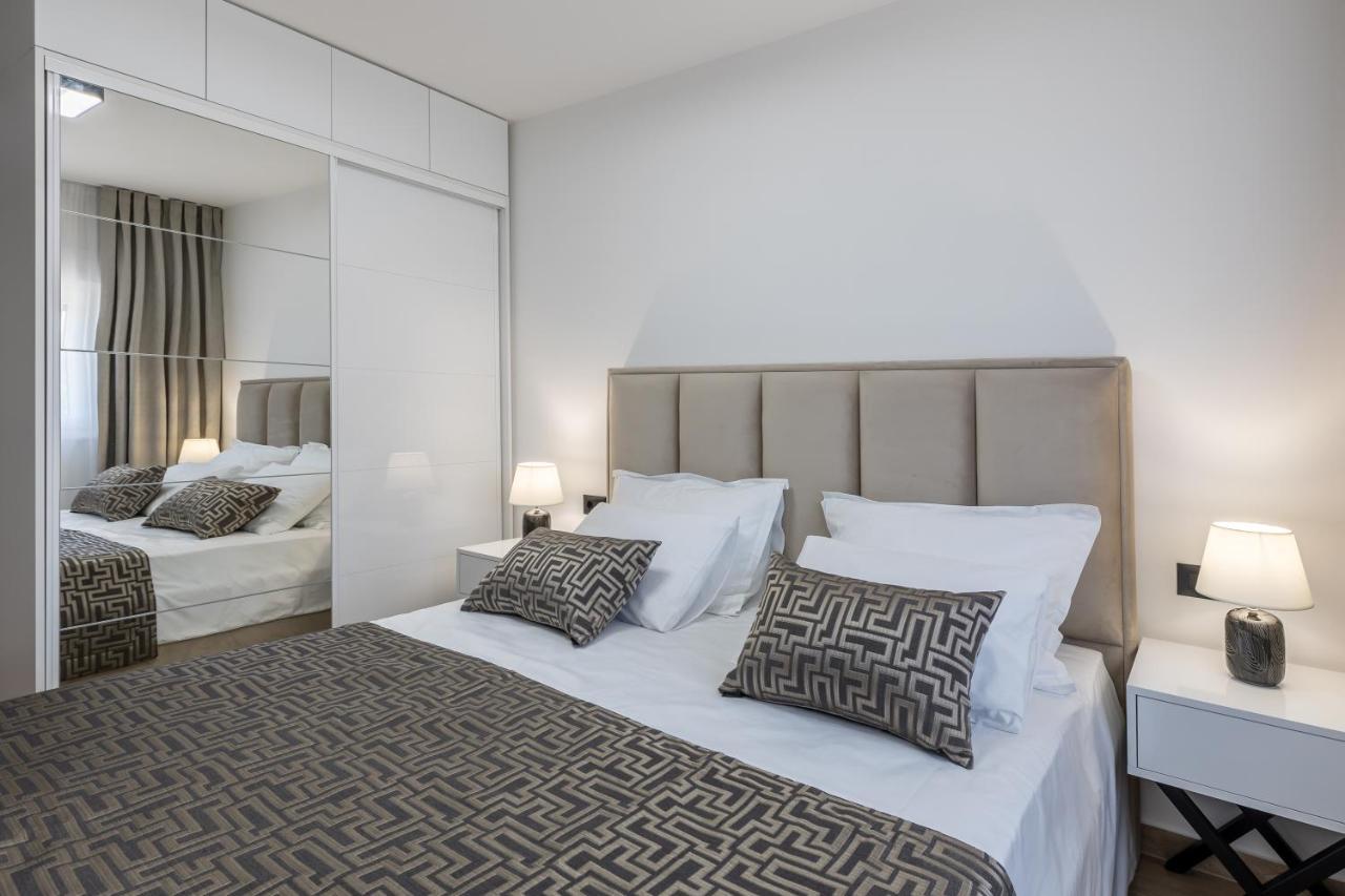 Luxury Apartments Katarina Каштела Екстер'єр фото