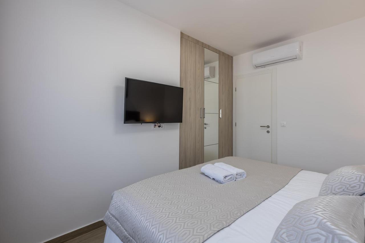 Luxury Apartments Katarina Каштела Екстер'єр фото