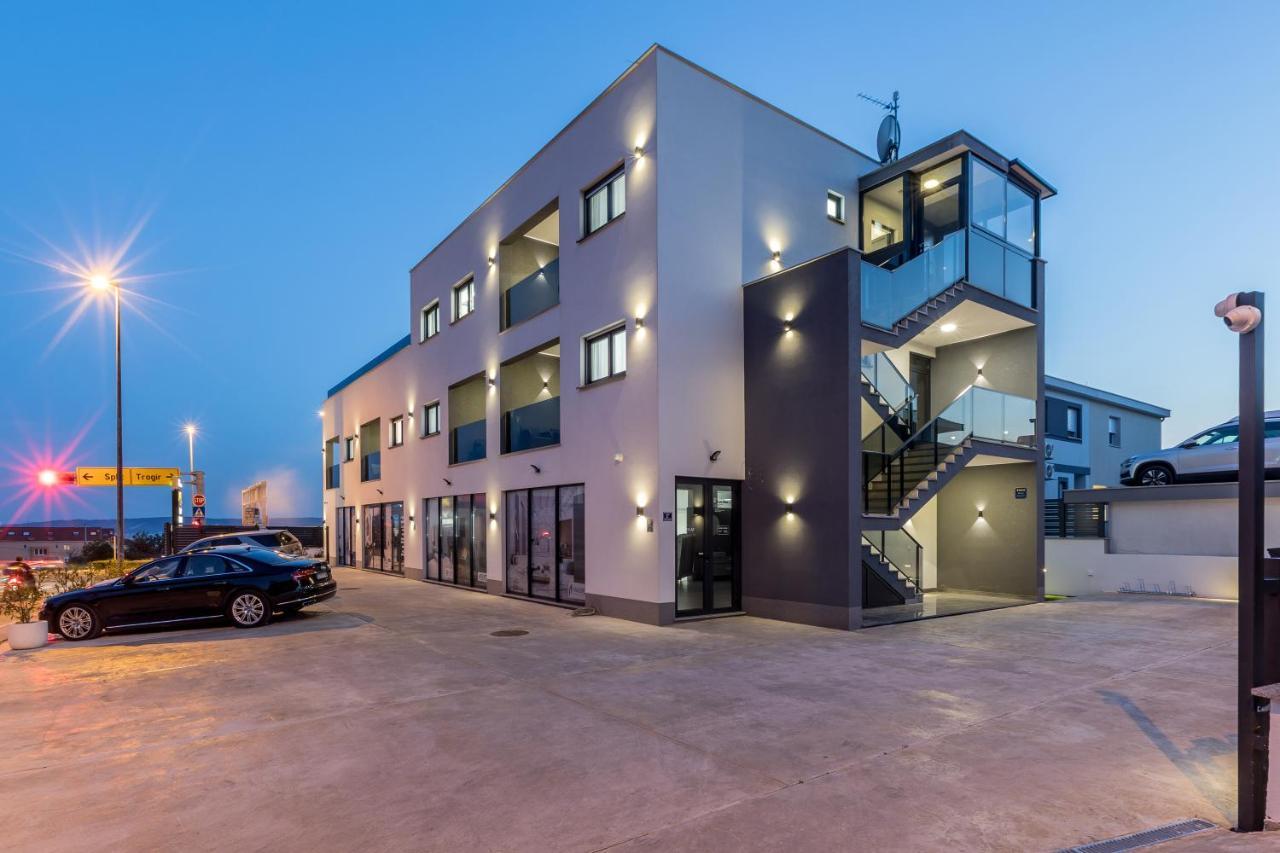 Luxury Apartments Katarina Каштела Екстер'єр фото